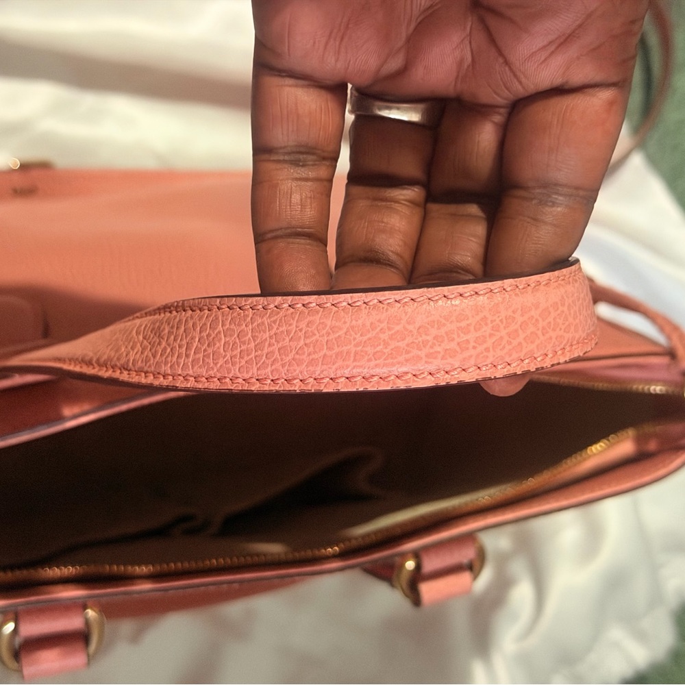 Gucci Blush Leather Satchel with Gold Accents - Picture 9 of 15